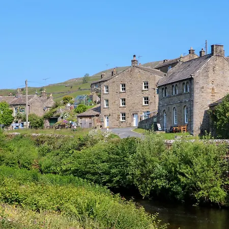 The Old Dairy بيت للعطل