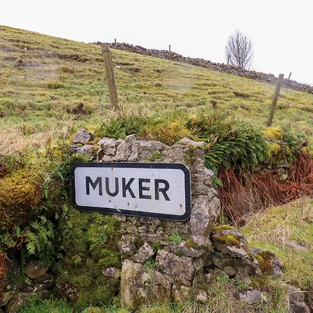 The Old Dairy * ريتشموند