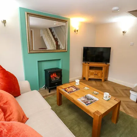 The Old Dairy بيت للعطل *